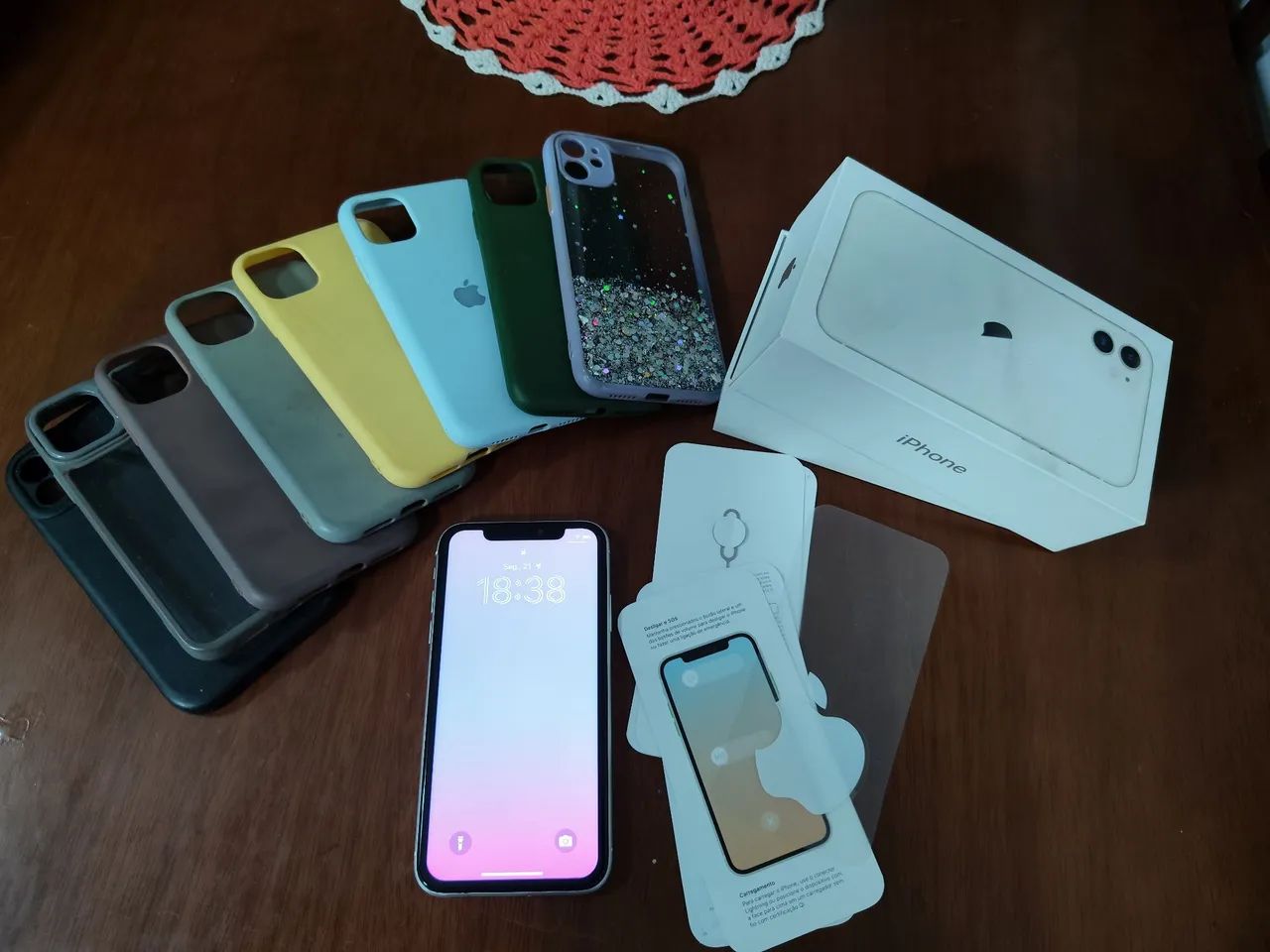 iPhone 11 64 GB - R$ 850 - Foto 2