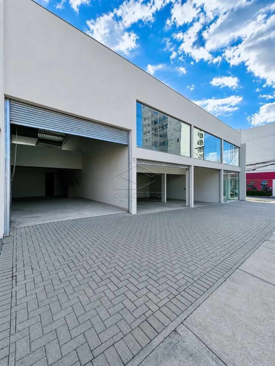 PRÉDIO COMERCIAL DE ESQUINA COM EXCELENTE VISIBILIDADE NO CENTRO DA CIDADE - Foto 4