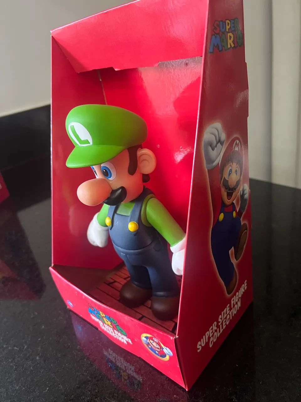 Conjunto de Action figure - Bonecos - Luigi , Yoshi e Peach  - Foto 3
