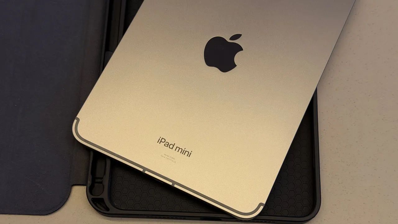 iPad mini 7 128GB Space Grey Wi?Fi + 5G - Tablets e E-Readers