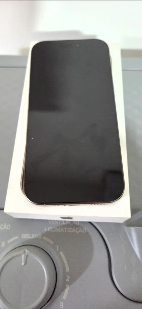 Iphone 16 pro 256 GB - Foto 2