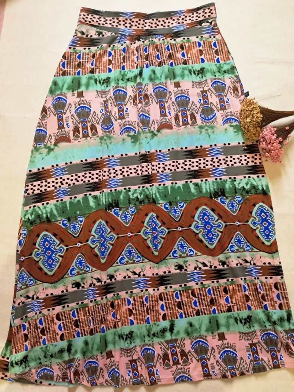 SAIA LONGA EM MALHA ESTAMPADA - SEMINOVA PERFEITA! - Foto 3