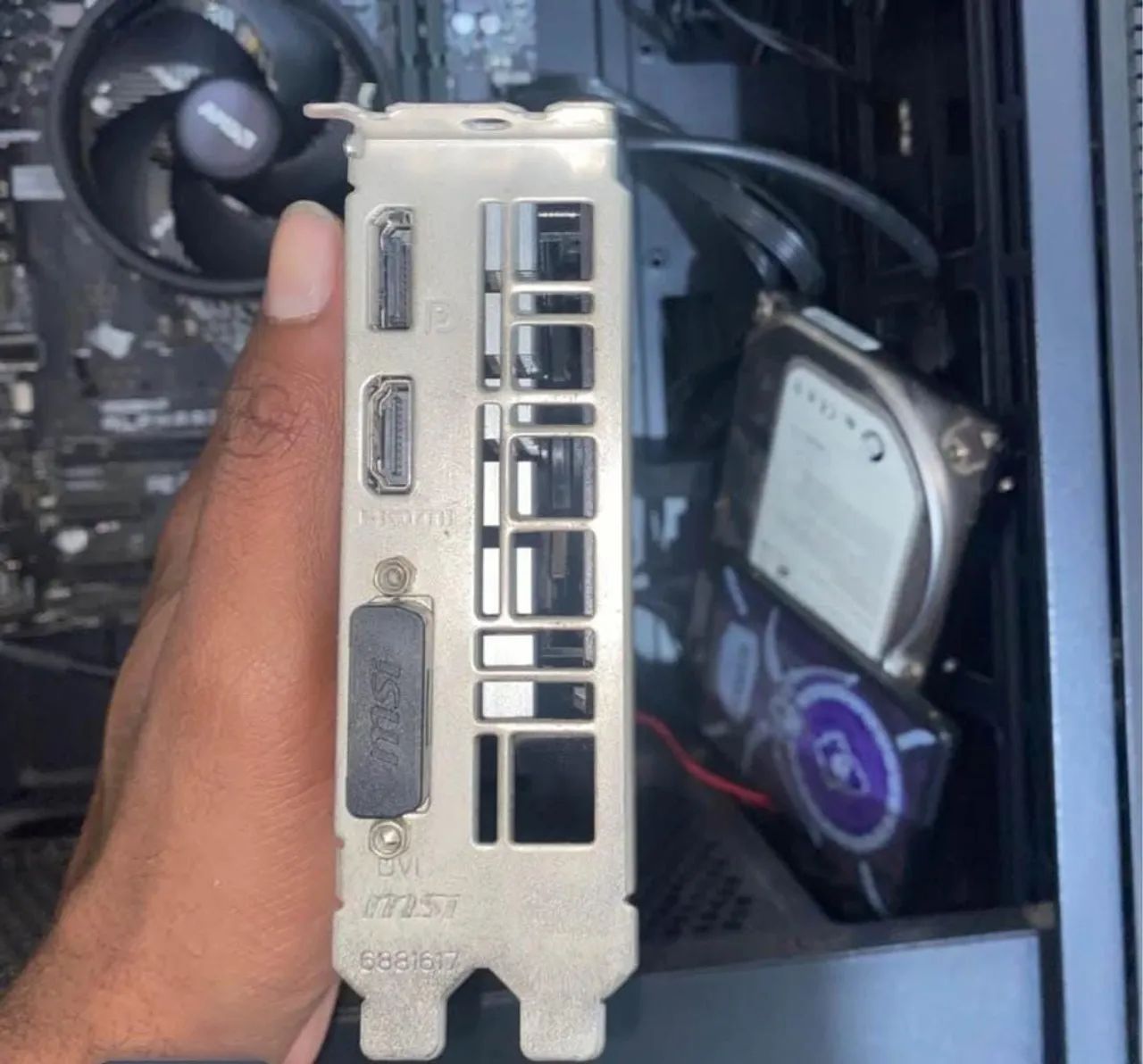 GTX 1650 4GB - Foto 2