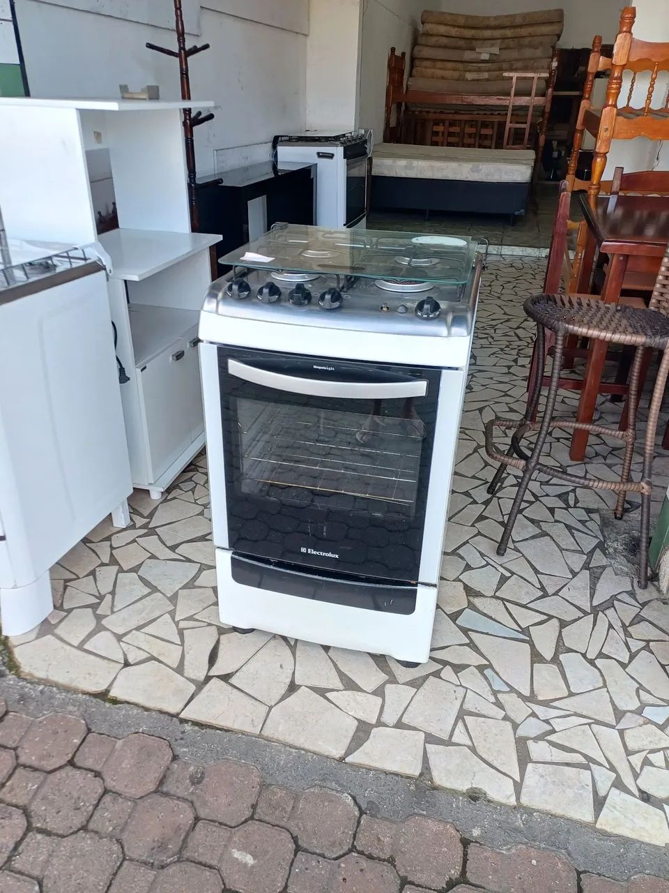 Fogão electrolux 4 bocas automático  - Foto 5