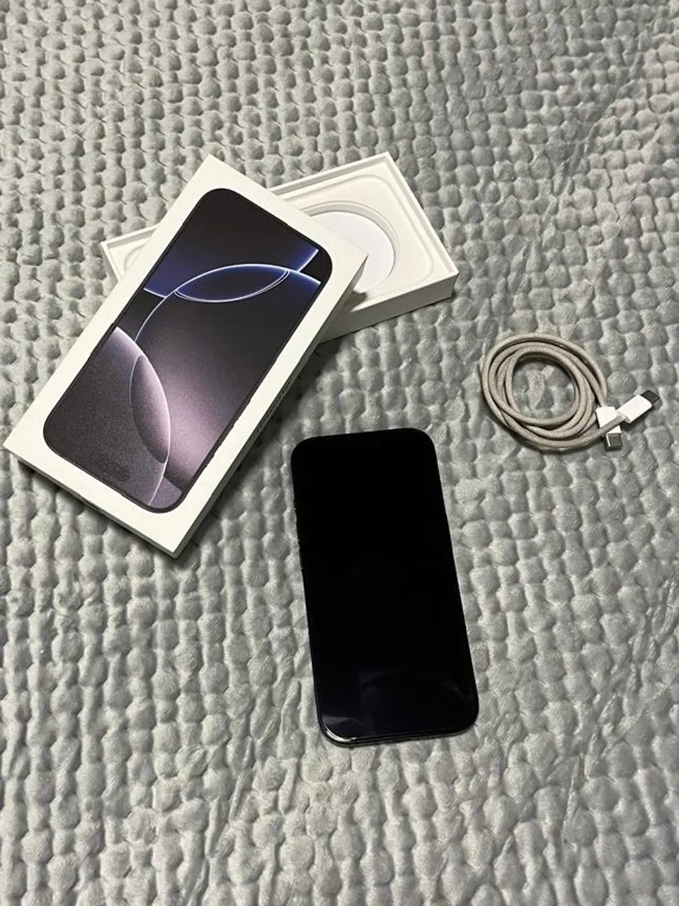 IPHONE 16 PRO - Foto 2