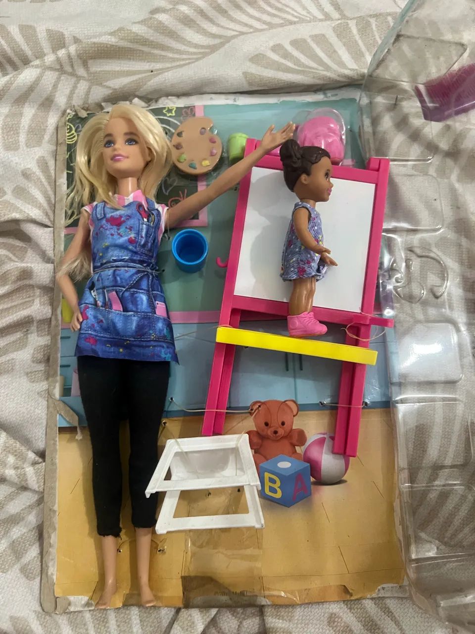 Boné Barbie professora  - Foto 2