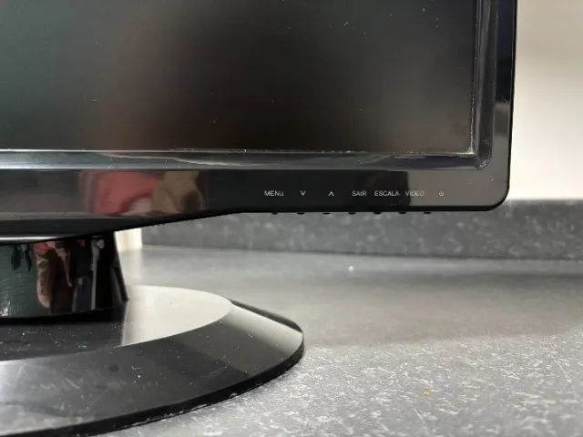 Monitor LCD Invix 18,5? Widescreen (Model: MV185WA) - Foto 2