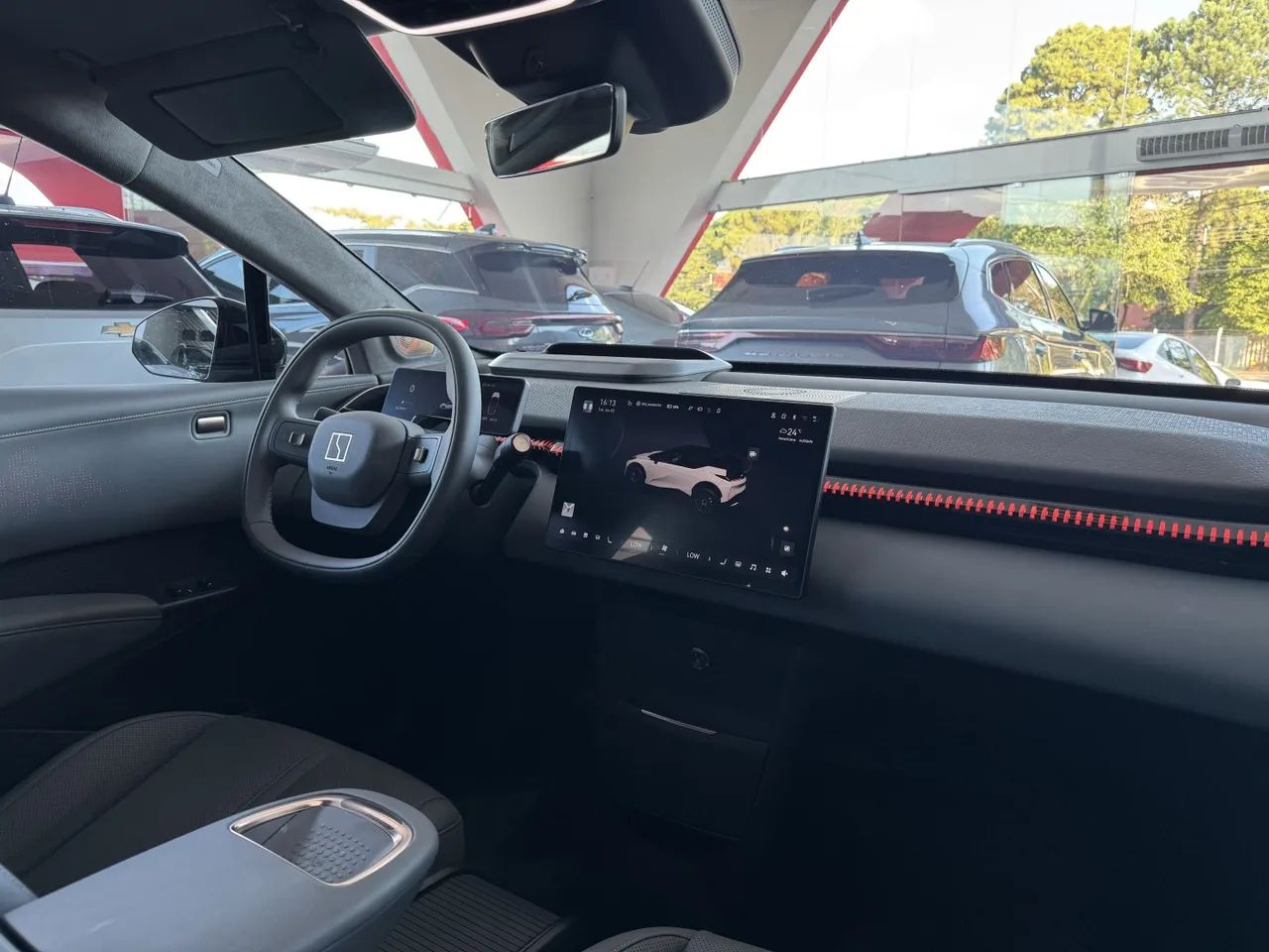 Zeekr X PREMIUM Premium (elétrico), foto 18 de 19