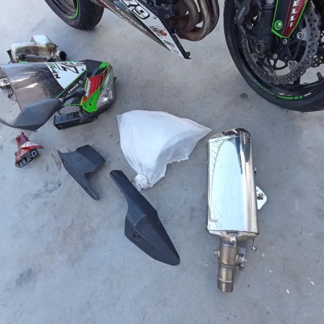 Sucata de moto para retirada de peças kawasaki zx6 2020 - Peças