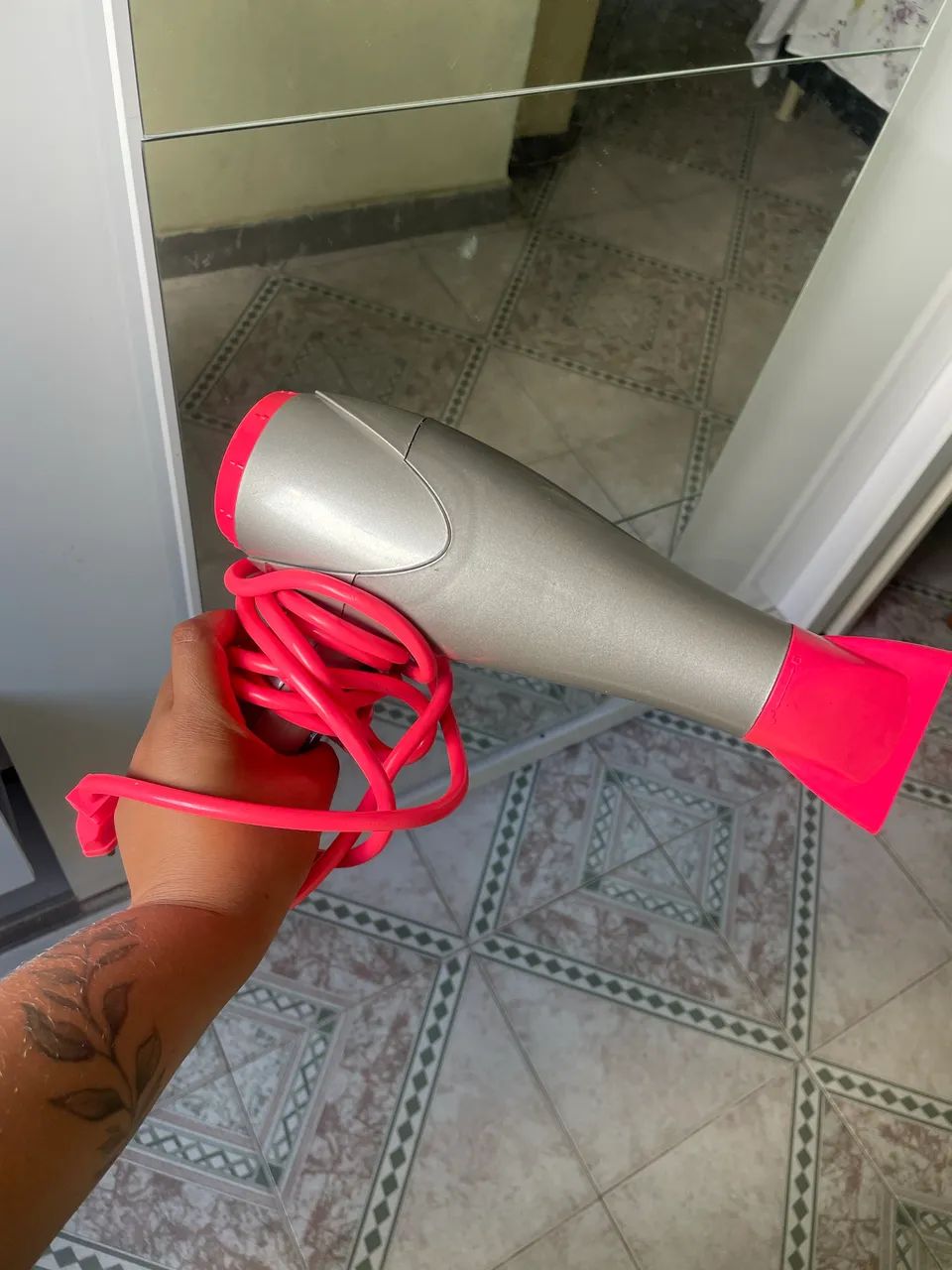 Secador de cabelo 