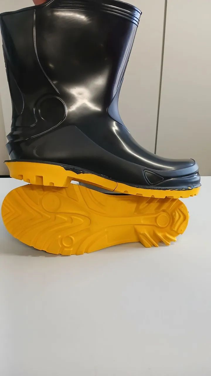 Bota de Chuva/Galocha n° 40 (Nova) - Foto 2