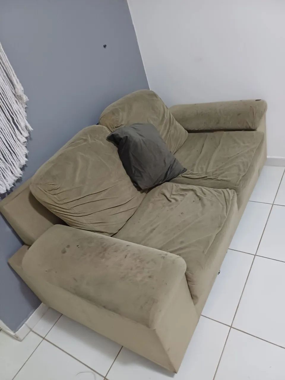 Cozy Upholstered Sofa65570217079169121