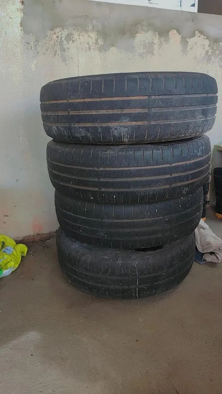 Vende-se 4 roda completa 