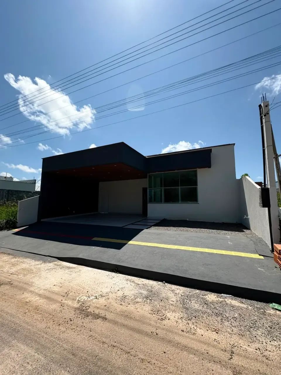 CASA DE ALTO PADRÃO NO CASTELINHO