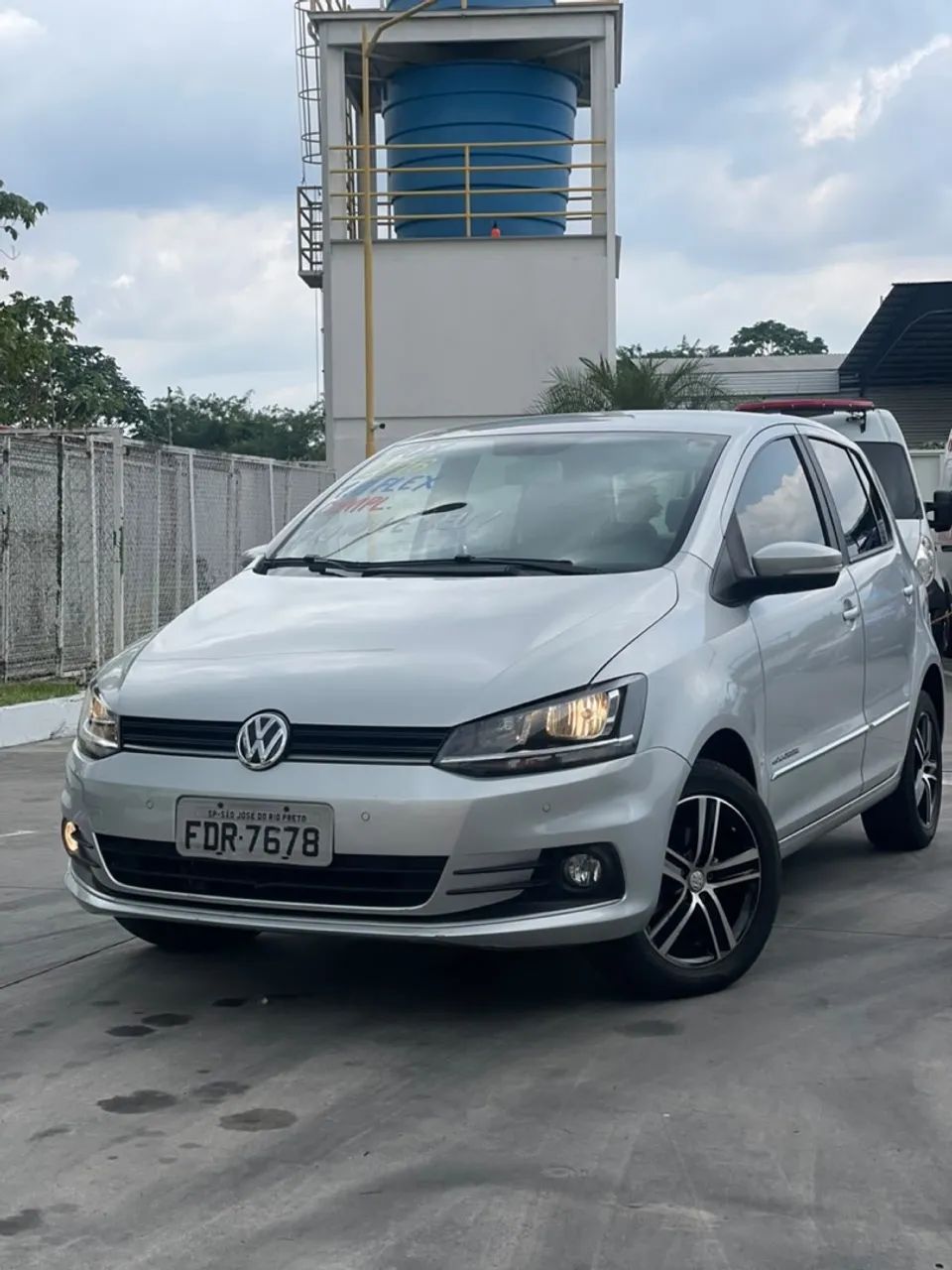 Volkswagen Fox Fox Comfortline I Motion 1.6 Flex 8V 5p 2016
