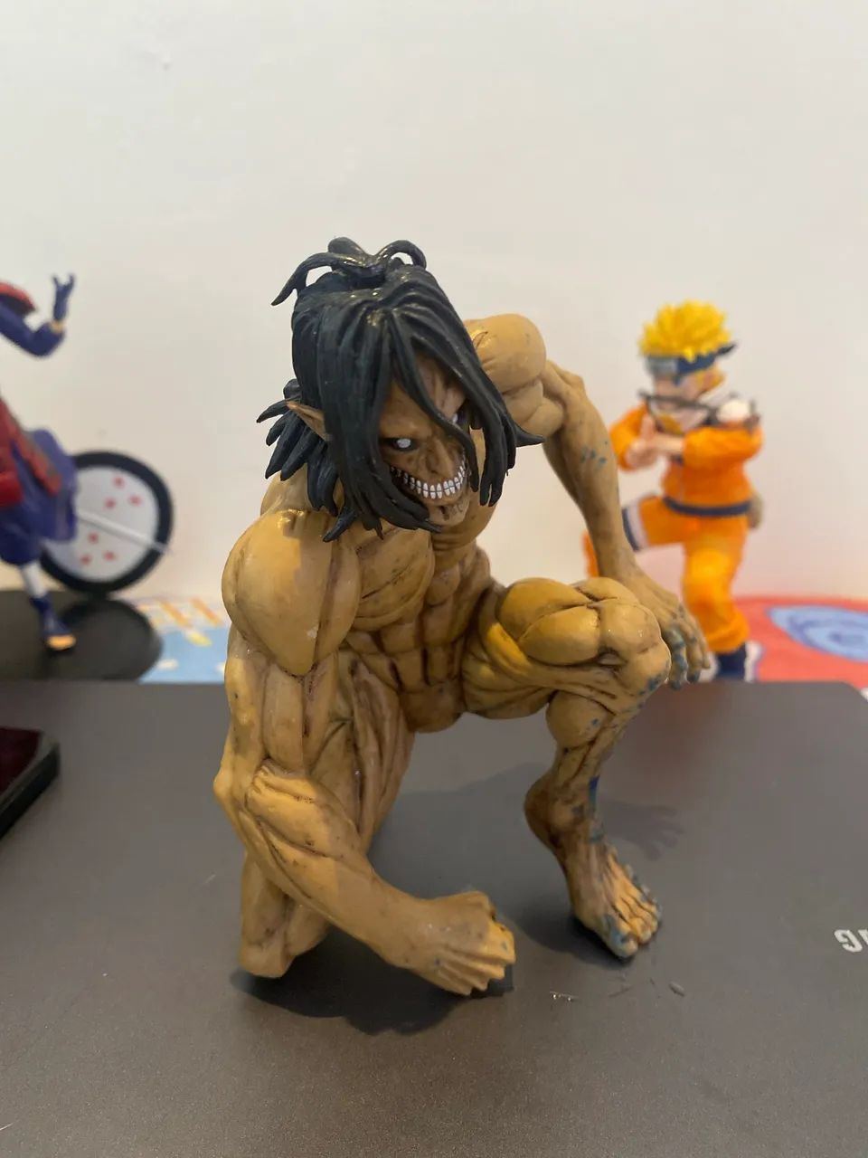 Action figure Eren  - Foto 4