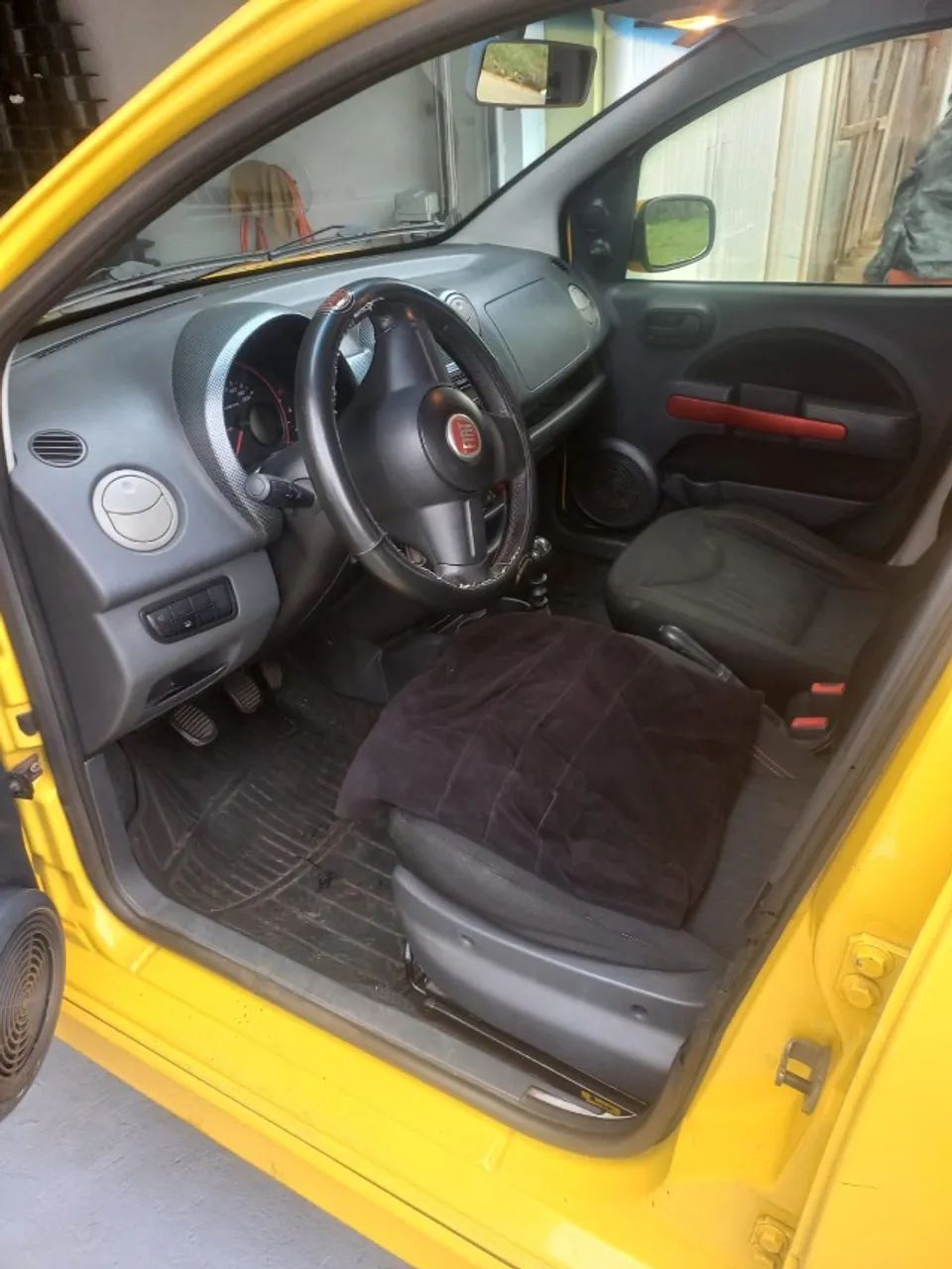 Fiat Uno Sporting 1.4 EVO Fire Flex 8V 4P 2012 - Foto 4