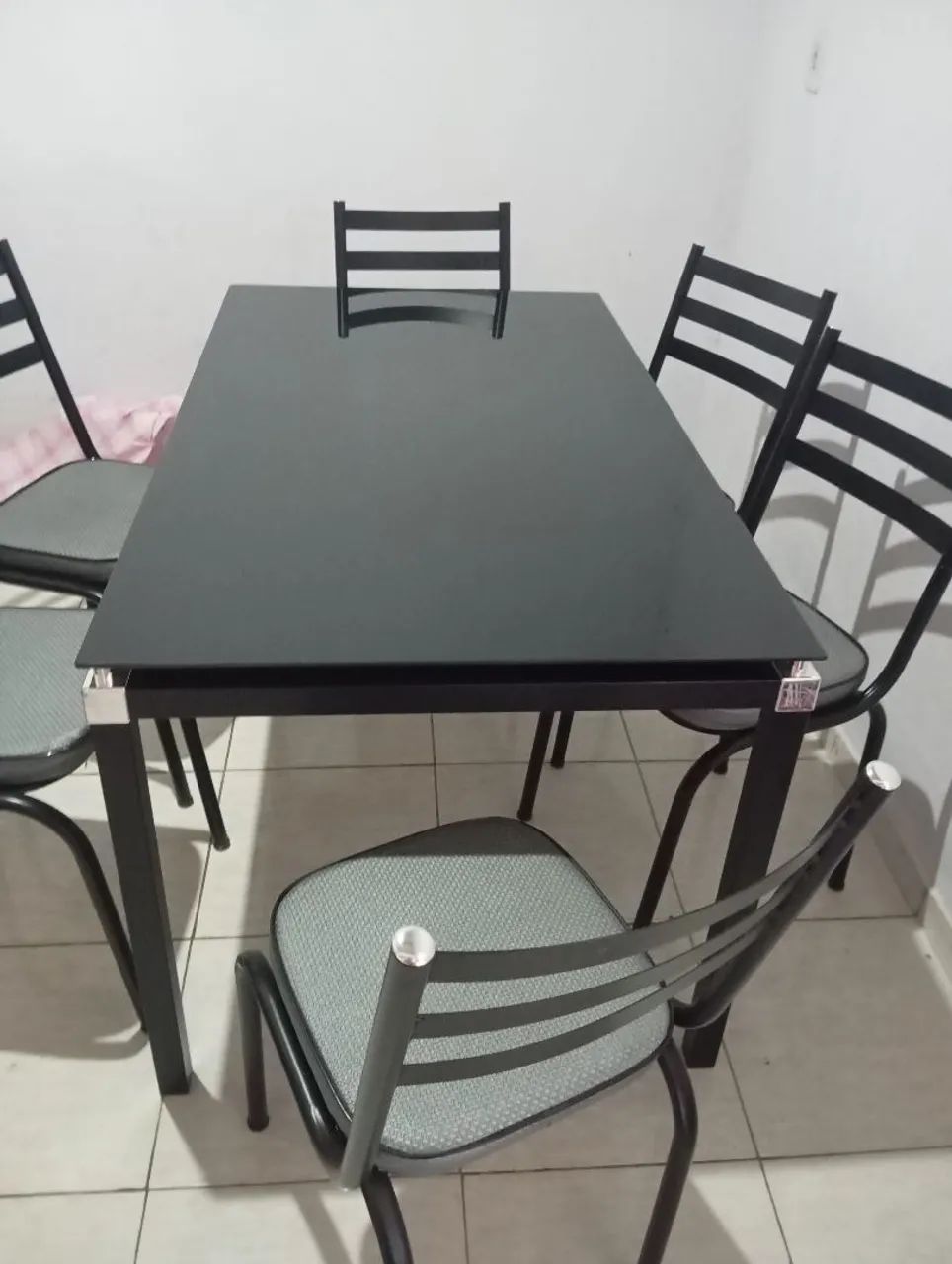 Vende mesa semi nova R$800 - Foto 4