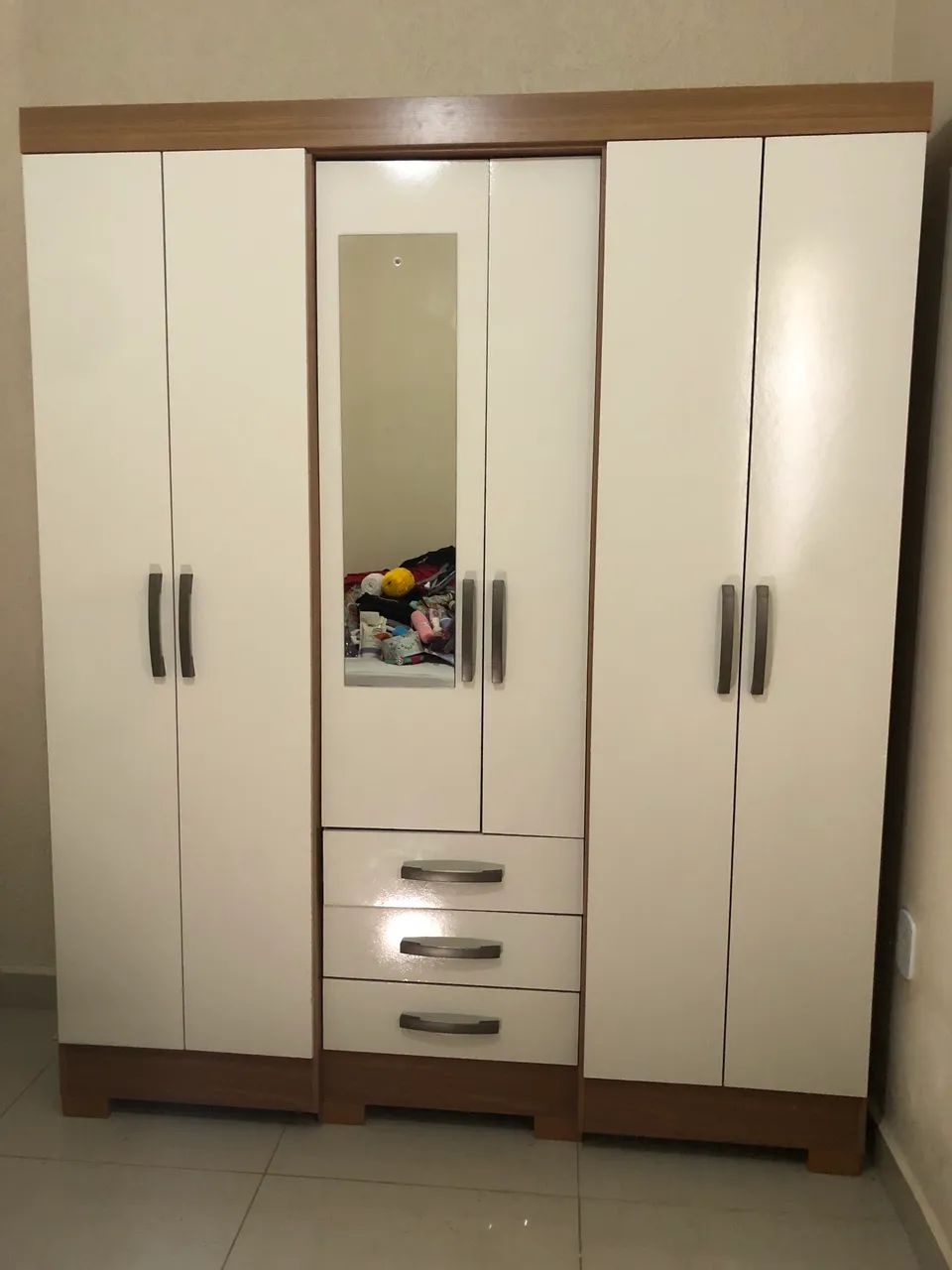 Guarda-Roupa de Solteiro