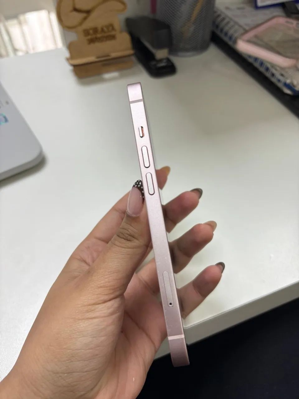 VENDO IPHONE 13 COM CAIXA - Foto 5