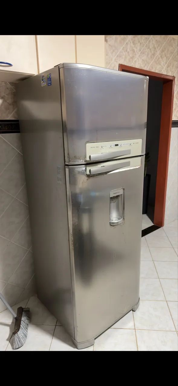 Geladeira Eletrolux 462 litros Inox  - Foto 3