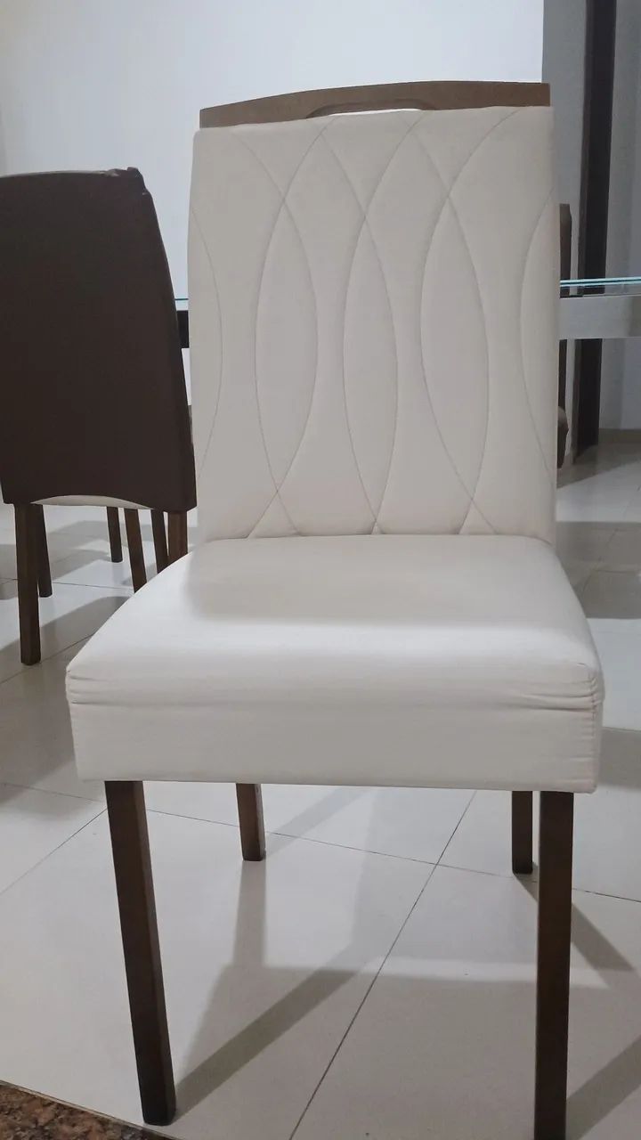 Mesa de vidro com 6 cadeiras  - Foto 3