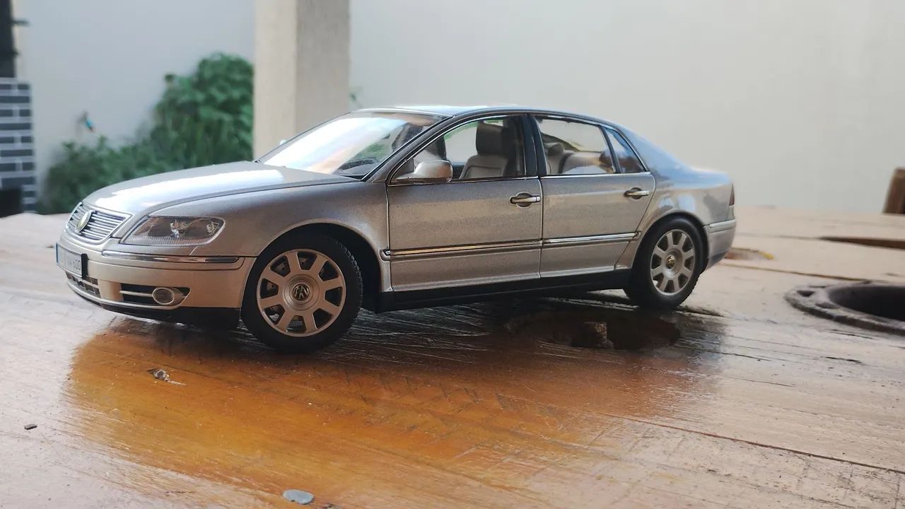 1:18 miniatura Volkswagen vw phaeton autoart n kyosho Norev - Foto 2