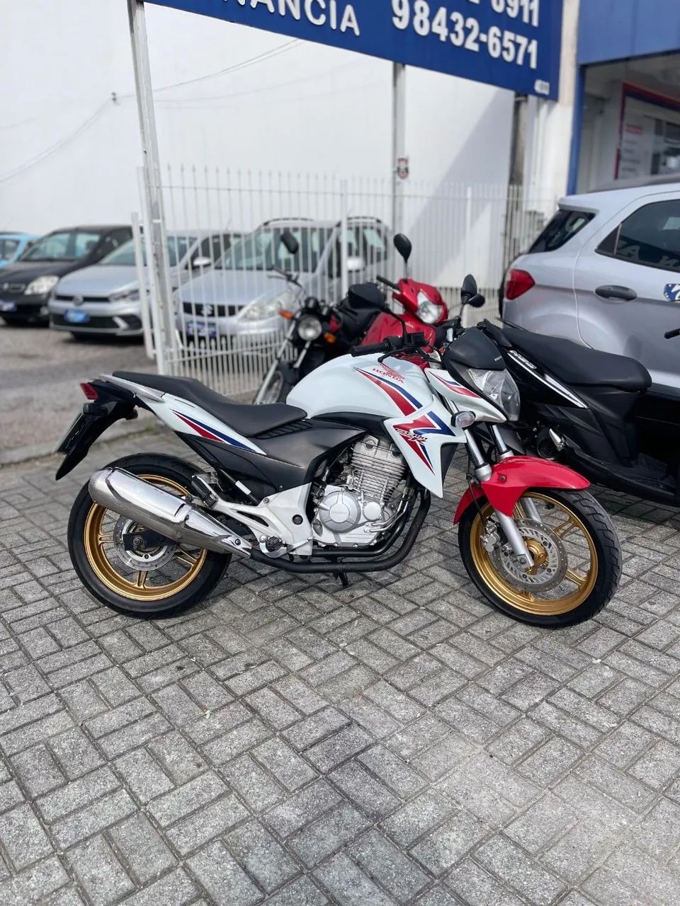 CB 300R/ 300R FLEX - Foto 2
