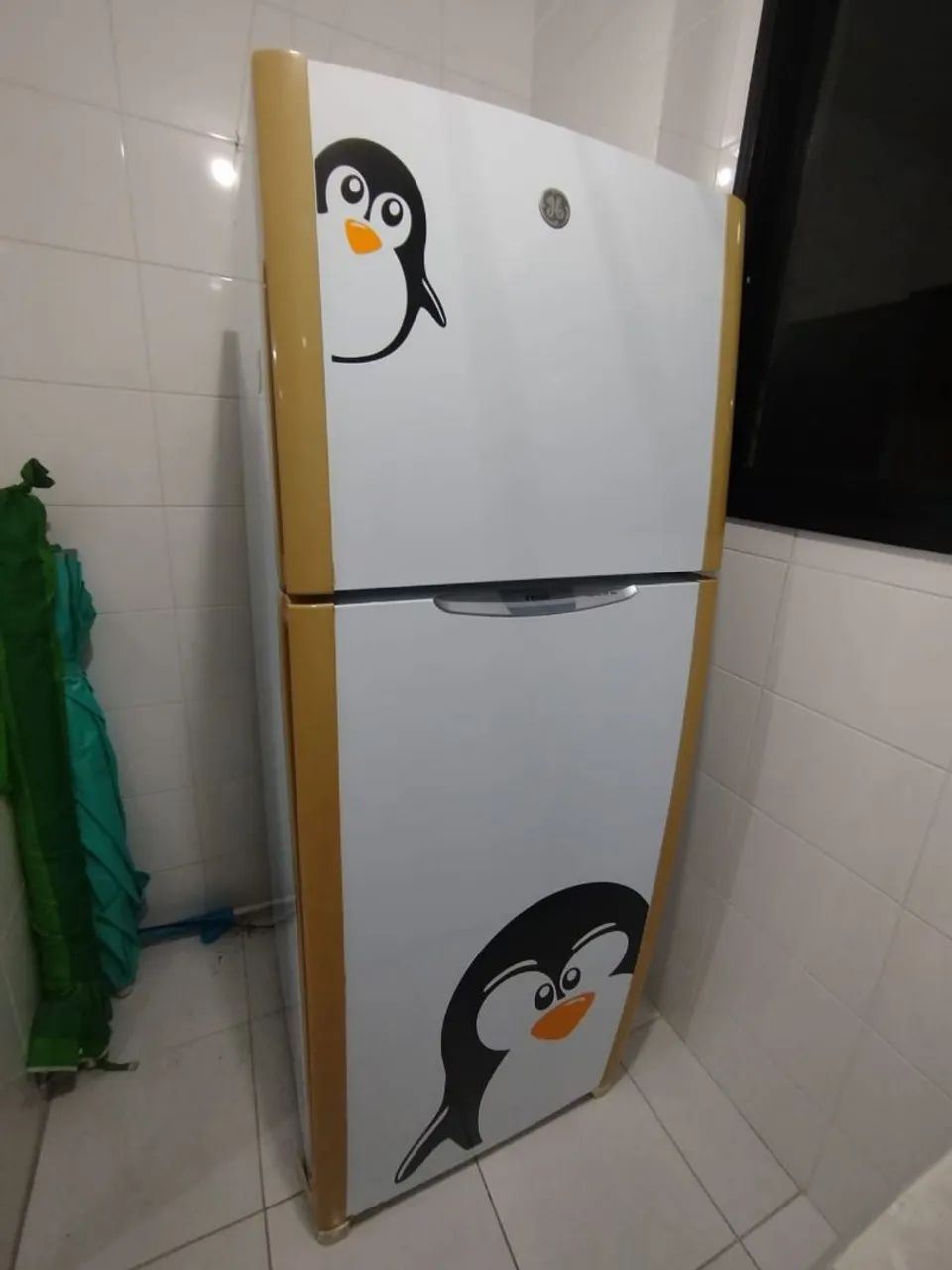 Vendo geladeira Frost Free 410 litros GE