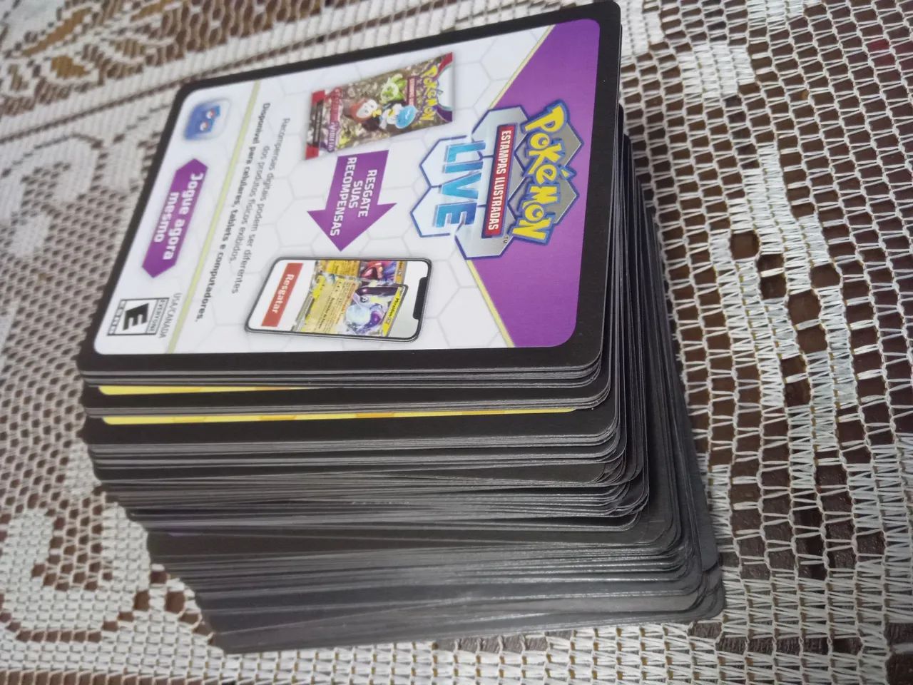 123 códigos de cartas Pokémon Tcg das mais variadas coleções 