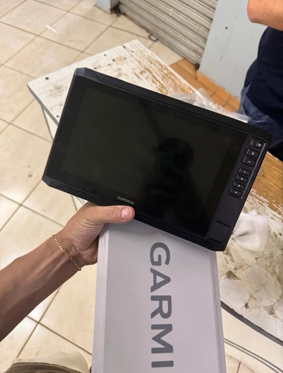 Sonar Garmin UHD2 92SV + GT56 - Foto 4