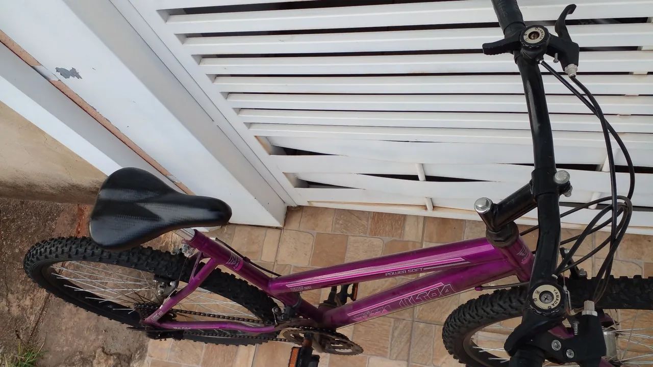 Bicicleta urbana aro 26 feminina  - Foto 4