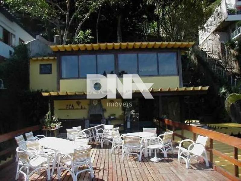 Apartamento - / Residencial / Jardim Botânico