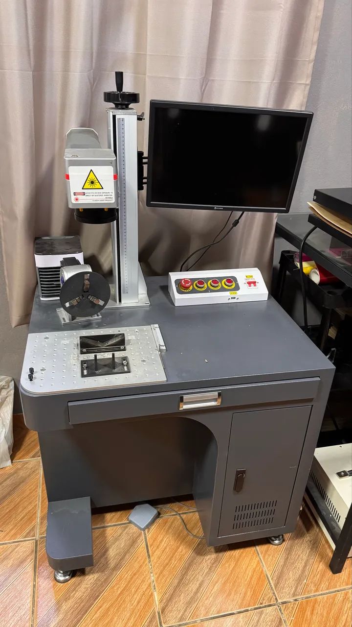 MÁQUINA FIBER LASER 50W 
