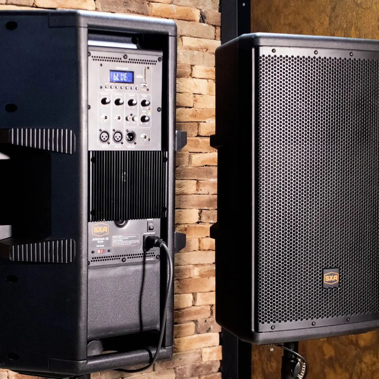 Par de caixas ativas SXA ARENA 12 SLA. 12 polegadas, super novas. 20 dias de uso.  - Foto 2