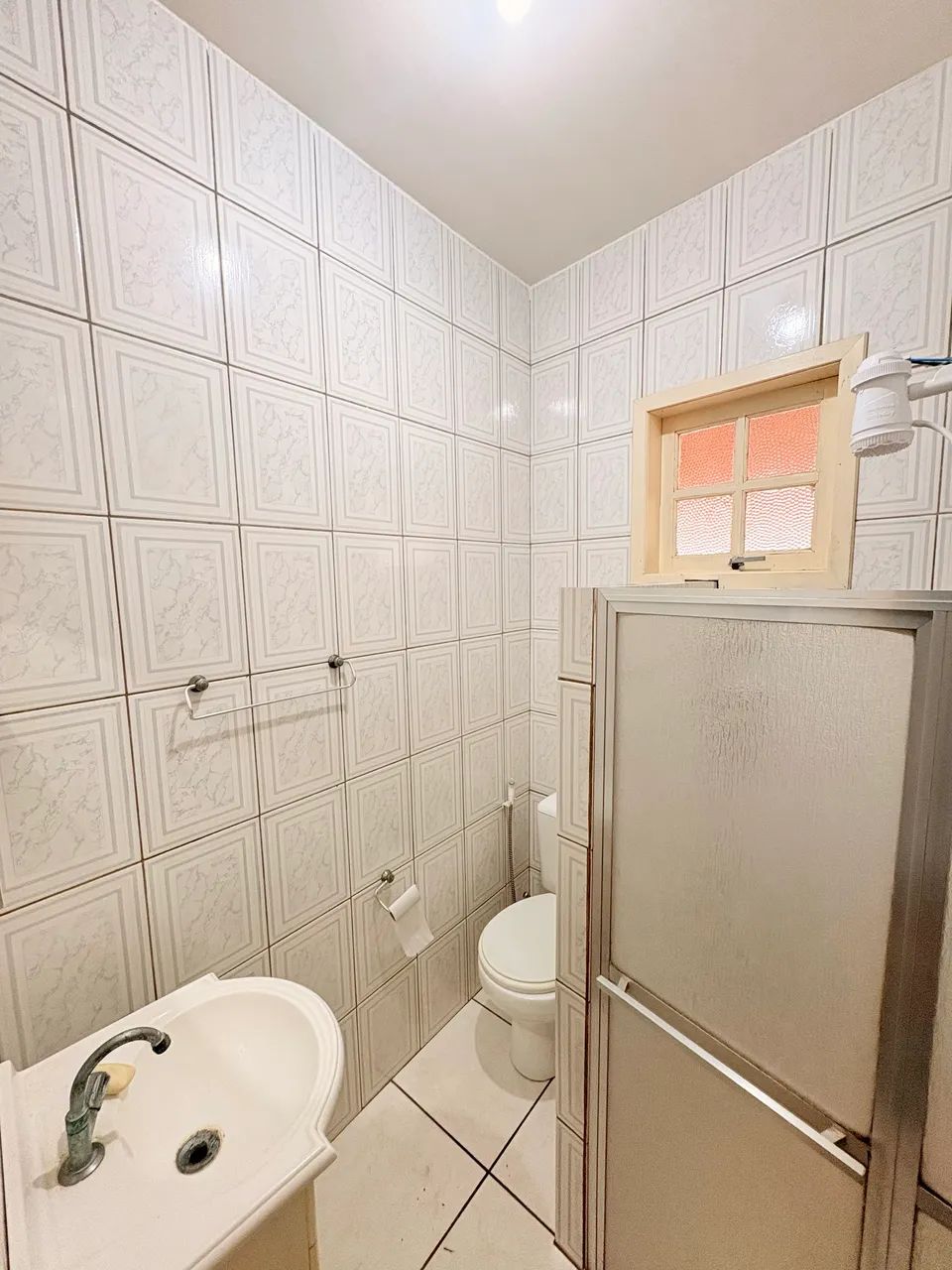 Casa em Saquarema: Conforto, Lazer e Praia a Poucos Passos.  - Foto 9