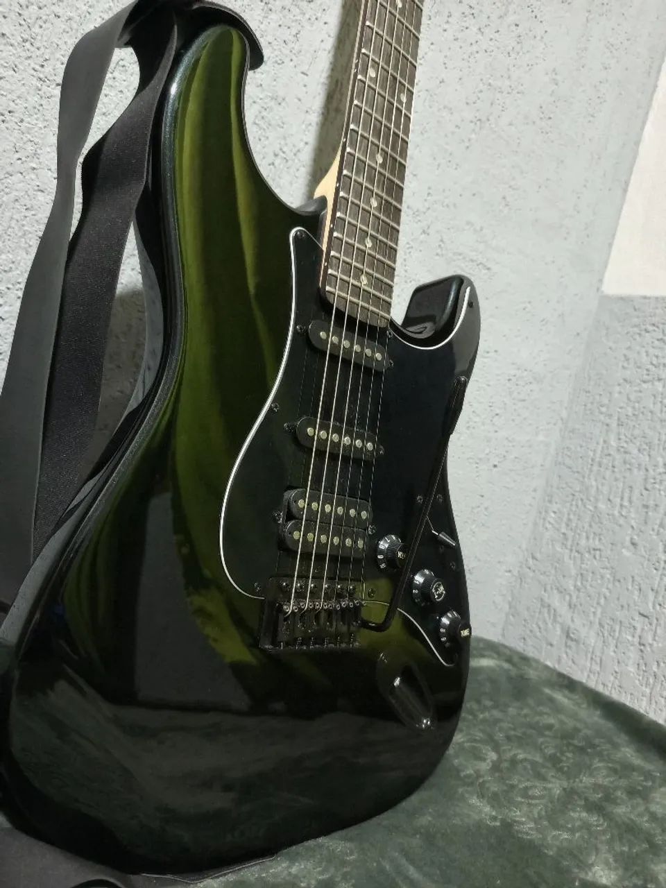 Kit Guitarra Michael GM237N + Capa, Correia + Pedaleira Mooer GE200 (Usados,Ótimo Estado!) - Foto 2