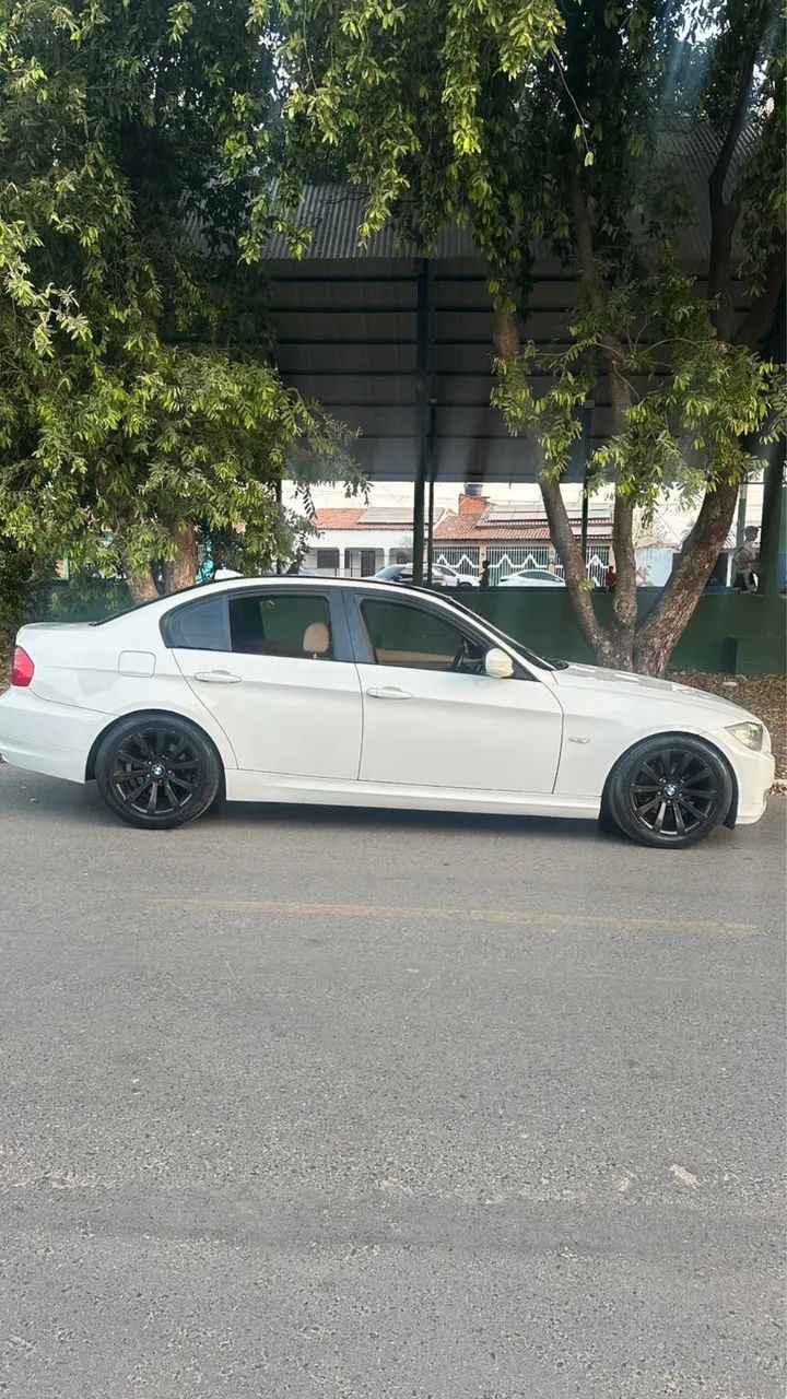 BMW 320I A 2011 - Foto 5