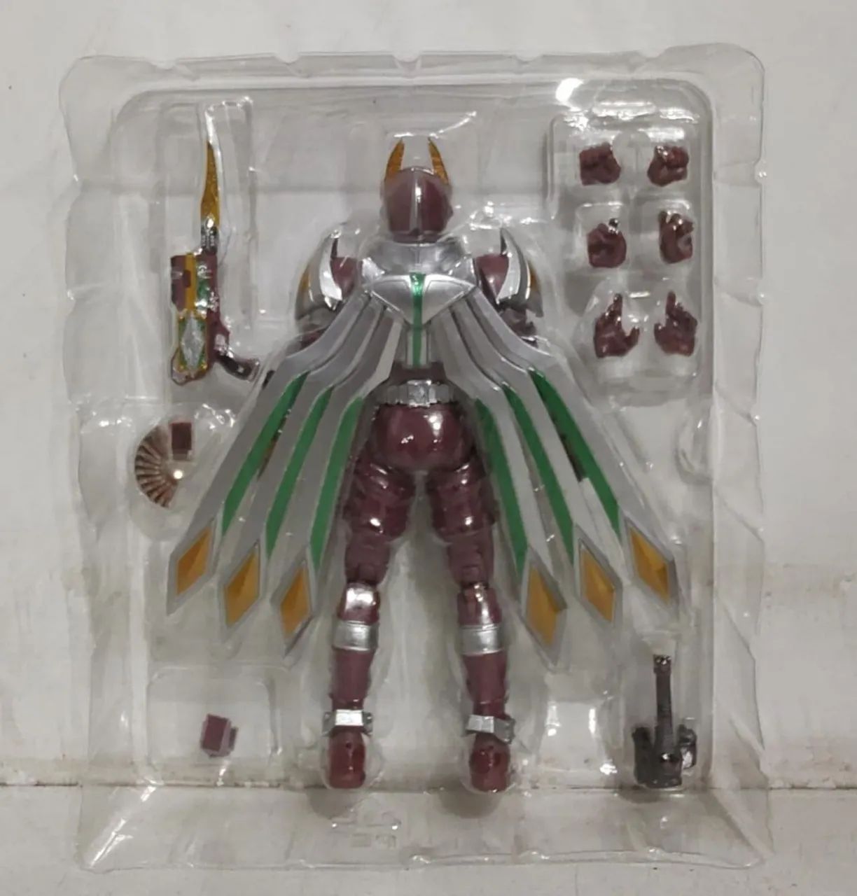 SH Figuarts Kamen Rider Garren  - Foto 3
