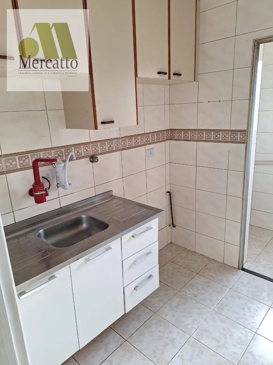 APARTAMENTO DISPONÍVEL PARA LOCAÇÃO R$ 3.000,00
