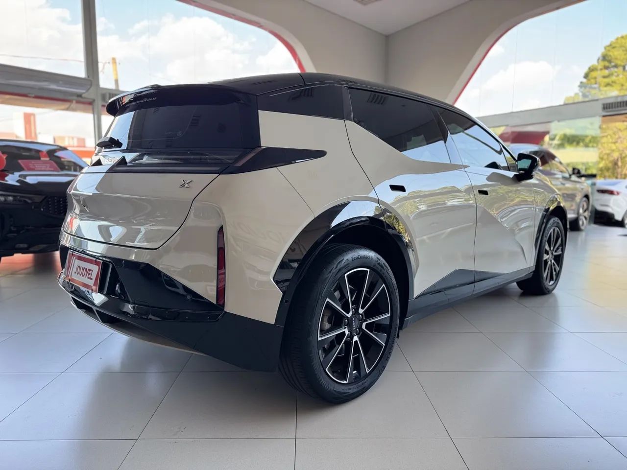 Zeekr X PREMIUM Premium (elétrico), foto 6 de 19