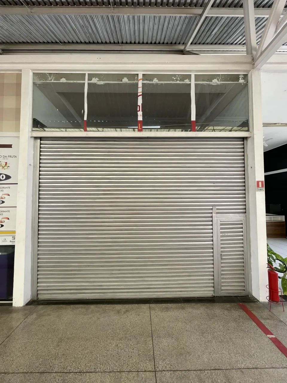 Sala para alugar na Avenida Tancredo Neves, bairro Jabotiana - Foto 2