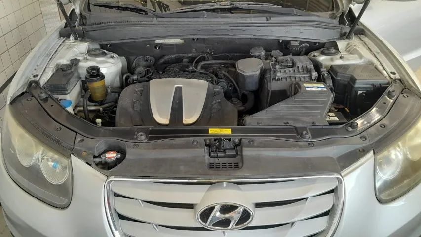 Hyundai Santa Fe GLS 3.5 V6 4x4 Tiptronic, foto 6 de 8