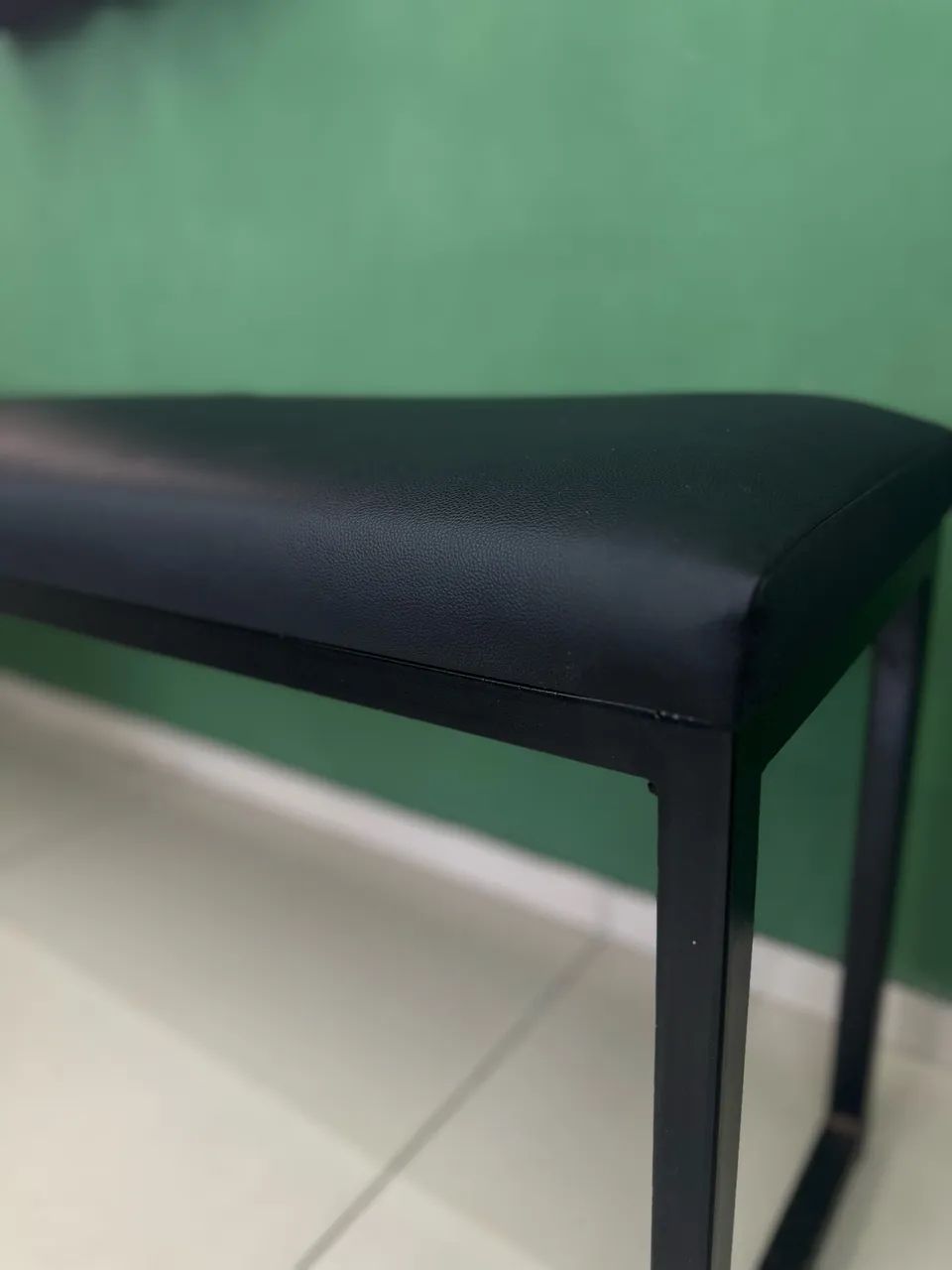 BANCO ACOLCHOADO PARA ESCRITÓRI