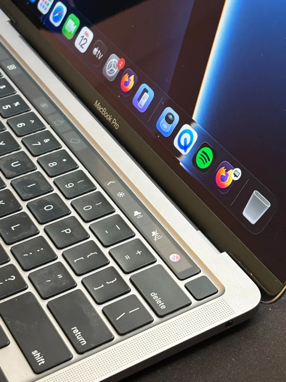 MacBook PRO com chip M1 512gb 13.3