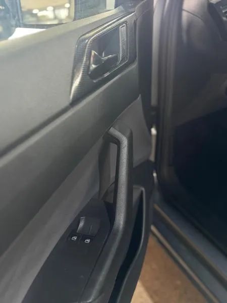 Volkswagen Polo Track 1.0 Flex 12V 5P 2025 - Foto 5