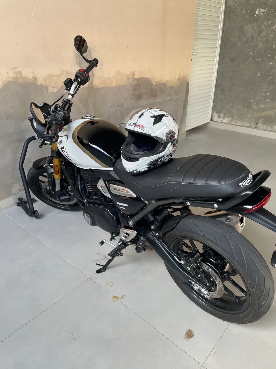 Triumph Speed 400 - Foto 3