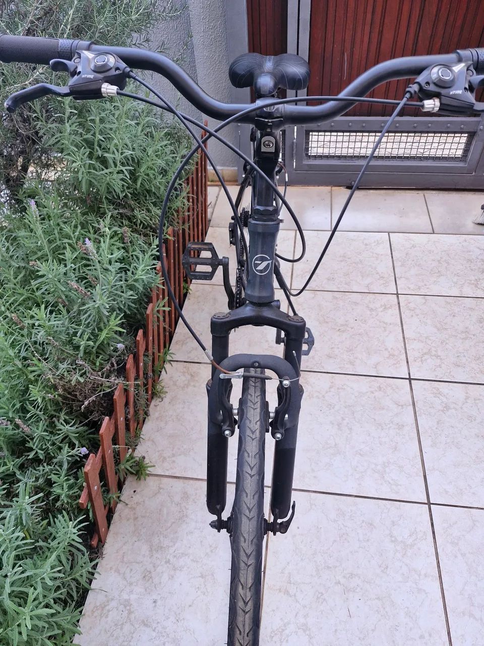 Bicicleta aro 26 quadro alumínio  - Foto 3