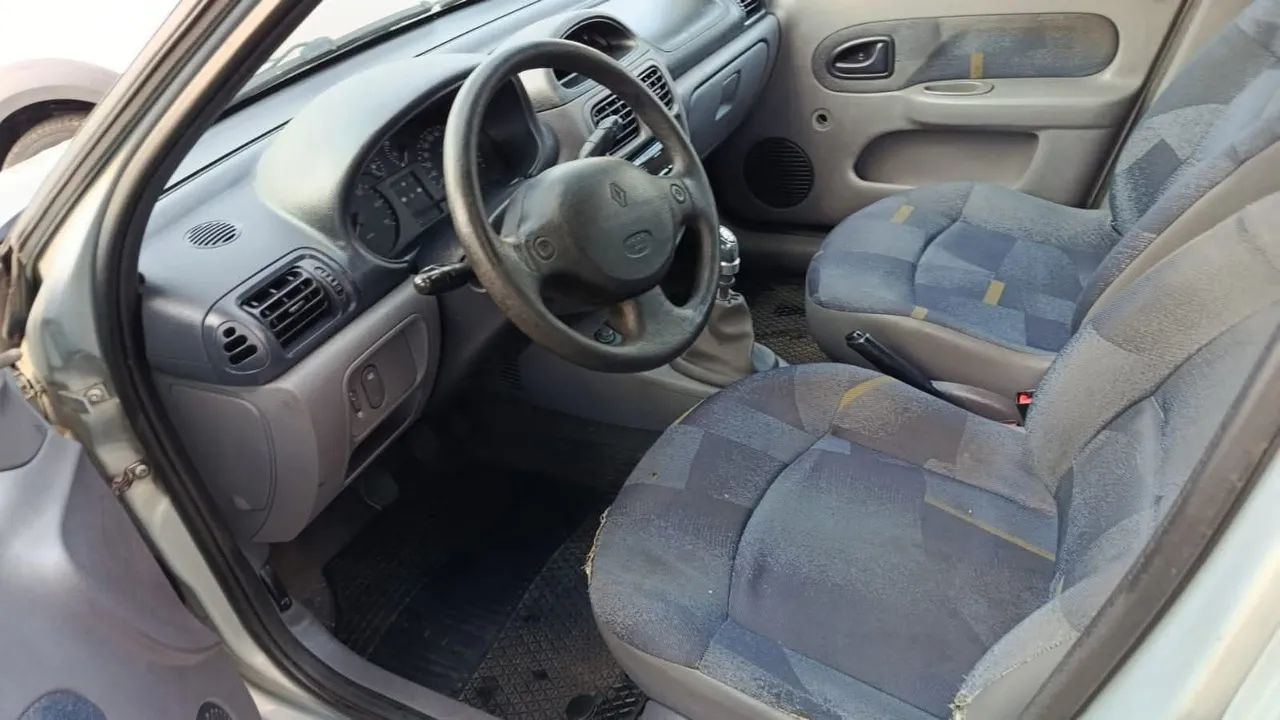 Renault Clio RN/ Expression 1.0 5P 2003 - Foto 4