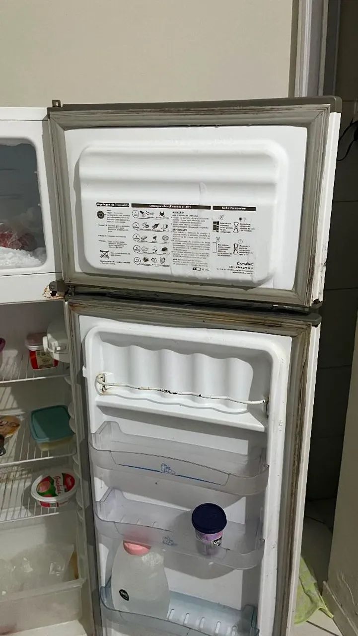 Geladeira esmaltec com detalhes  - Foto 5